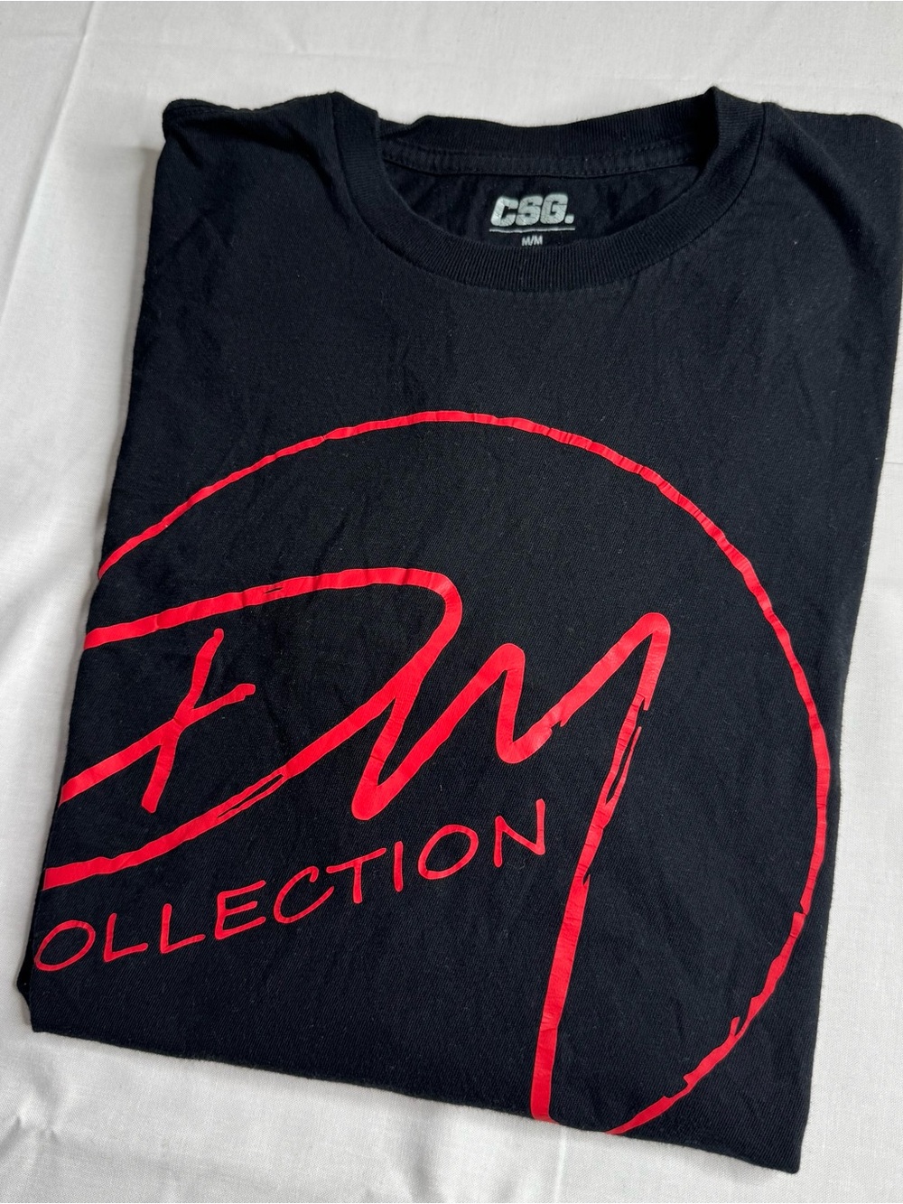 SD Collection Black Tee with Red Script Logo - Picture 4 of 8